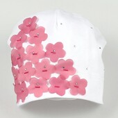 Демисезонная красивая белая шапочка на девочку ОГ 48-52 см.