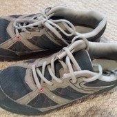 Кроссовки фирменные 37р