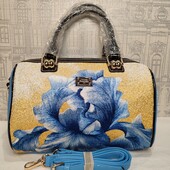 Velina Fabbiano, оригинал, премиум качество, голубая с вышивкой.