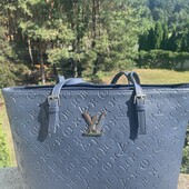 Класна сумка Louis Vuitton