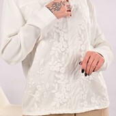 Стильная женская блуза в белом цвете