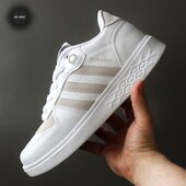 Чоловiчi фiрмовi кросівки Adidas Адидас бiлого кольору розмiри 40-44