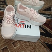 Нові кросівки Artin