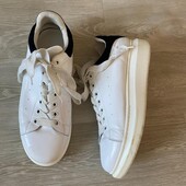 Белые кожаные кроссовки Alexander McQueen