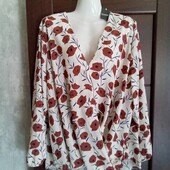 Брендовая новая красивая блуза с удлиненной спинкой р.22.