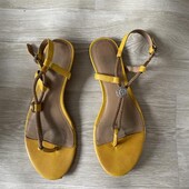 Кожаные брендовые босоножки сандали