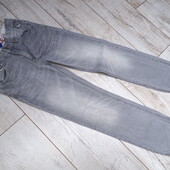 Прямые джинсы для мальчика 140