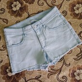 Шорти джинсові на дівчинку 11-12 років.