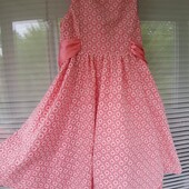 Мила сукня для дівчинки 6- 8 років