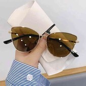 Стильные солнцезащитные очки