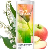 Зволожуючий кремовий гель для душу з ароматом ландишу і зеленого яблука «Ніжні миттєвості» Avon500мл