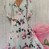 Трикотажное платье с цветами

