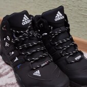 Зимові ботінки Adidas terrex 42р.