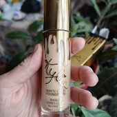 Тональний крем Kylie Matte Liquid Foundation 03