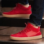 Мужские кроссовки бренда South Wild red на шнуровке 44р-28 см.