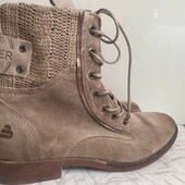 Замшеві дорогі черевики bullboxer. розм. 38 (24,5 см)