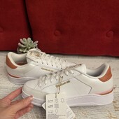 Reebok,оригінал,із натуральної шкіри і замші,розмір 38,устілка 25