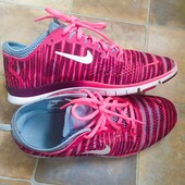 Nike в идеале. Р. 40, 25,5 см.