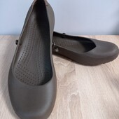 Дуже зручні Crocs, орігінал, із Америки, особливо для дощу та бруду. Розмір 41, устілка до 27 см