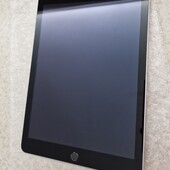 Планшет Apple IPad A1822 silver 32 Гб
