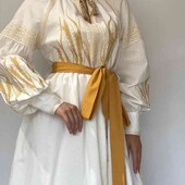 Шикарне вишите плаття з підкладкою.         