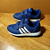 Кросівки Adidas. 33 - розмір. 20 см.