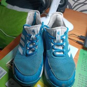 Фирменные кроссовки Adidas, 22.5 см