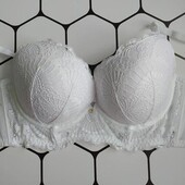 Шикарне білосніжне бюстьє)))розмір 80д New Look