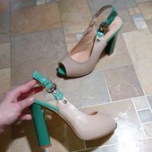 Много лотов ! Шикарные стелька 24 см