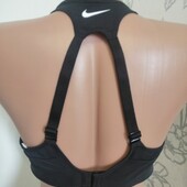 Спортивний бюстгальтер Nike L Заміри в описі! Не ношений!
