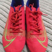 футбольні бутси шиповки Nike
