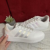 Adidas,оригінал,із еко шкіри,розмір 40,устілка 25,5