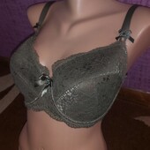 Гарний фірмовий бюстгальтер Boux Avenue р. 32/70G