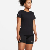 Футболка Nike Team Club 20 чорного кольору для жінок