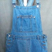 Pull&Bear Джинсовый комбинезон с шортами