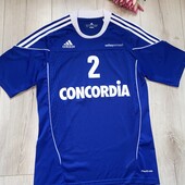 Спортивна футболка розмір S-M.