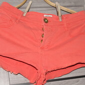модные джинсовые шорты от River Island, стильно смотрятся, качество хорошее