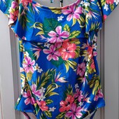 Купальник закритий із Америки. Розмір десь Xl- Xxl, в новому стані