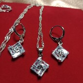 Шикарные серебряные серьги с цирконами.Проба 925.