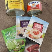 В лоті мікс мікс продуктів