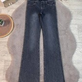 Стильні джегінси кльош від H&M стан відмінний