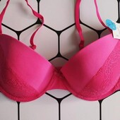 Очень красивый лиф)))размер 85с C&A