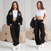 Укорочена спортивна кофта біла+топ чорний!р.158.