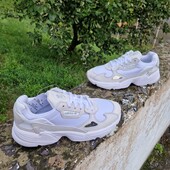 р.7 us(25см).Оригінал. Кросівки Adidas Falcon W B28128 torsion нат.шкіра