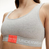 ☘ Бра у класичному спортивному стилі, Calvin Klein, розмір М