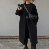 Пальто чорне легеньке на розмір М-Л. Нове