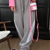 Спортивні брюки з лампасами