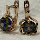 Красивые серьги с камнем Хамелеон. Позолота585 пробы,смотрятся шикарно!размер 1.5 см/0.9 см