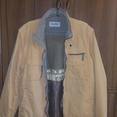 Вітровка з відстібаючими рукавами