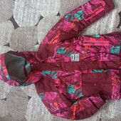 Якісна куртка 9-10 р. Decathlon